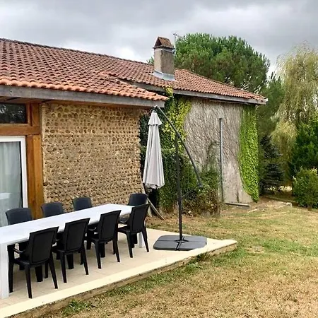 Holiday home Chaleureuse